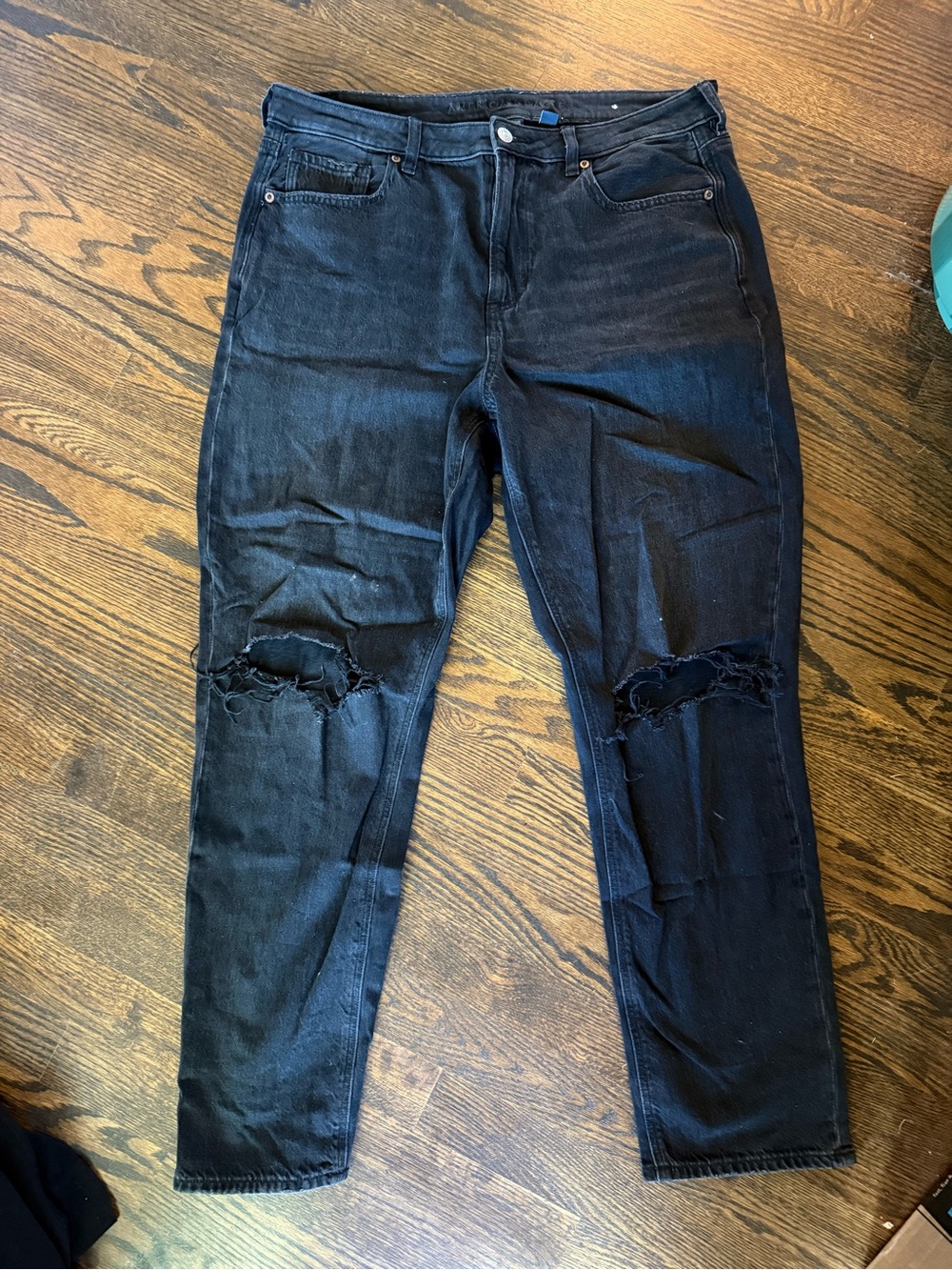 American Eagle Outfitters Women's Black Boot Cut Jeans with Knee Rips